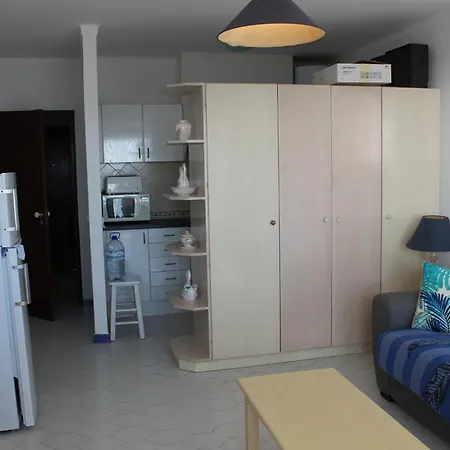 First Line Sea View Appartement *