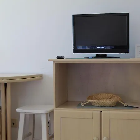 First Line Sea View *