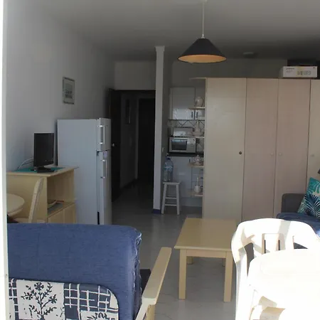 First Line Sea View Appartement *