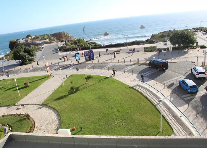 First Line Sea View * 포티마오